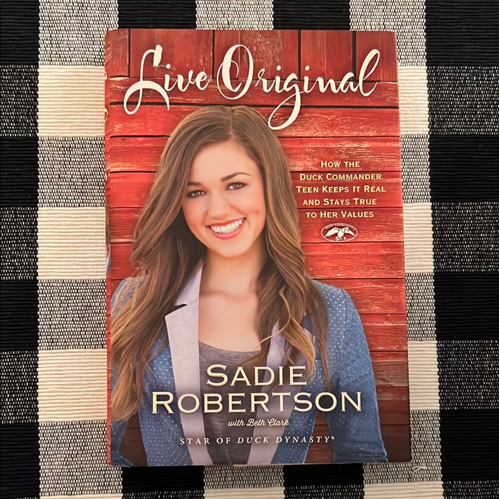 Live Original by Sadie Robertson - Red and White Book